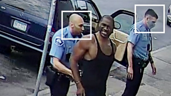8 phút và 46 giây ám ảnh của nước Mỹ: Khoảnh khắc cuối cùng của người đàn ông da màu khi bị cảnh sát ghì chết-3