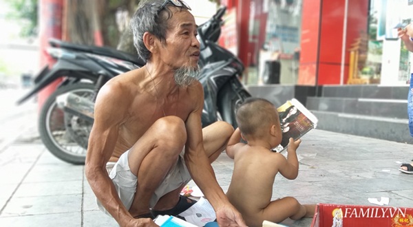 Xót xa bé trai hơn 1 tuổi mẹ đi tù, quanh năm trần truồng đi theo người đàn ông lạ ở Hà Nội-3