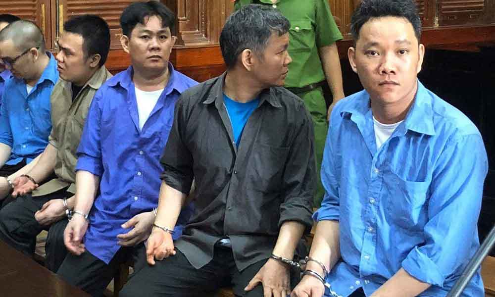 Nhóm xã hội đen đòi nợ, dọa lấy gan thận, bán làm gái mại dâm-1