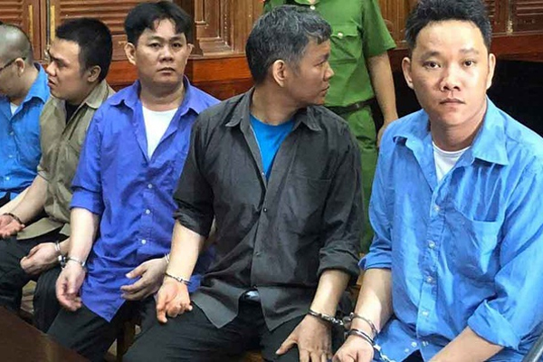 Cảnh sát lần đầu phá đường dây mua bán dâm trên du thuyền-3