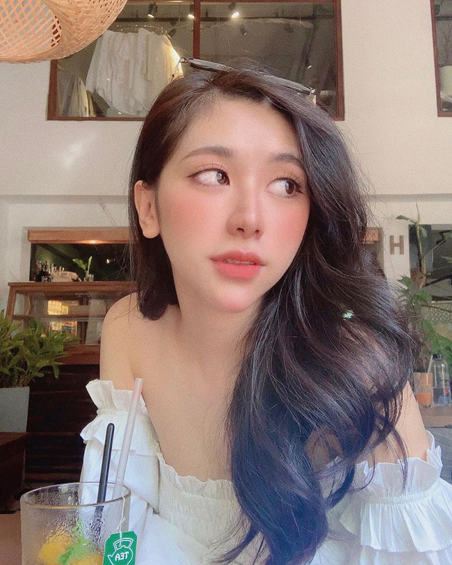 Bị bạn trai chê ngoại hình xấu, cô gái được mẹ tháp tùng đi phẫu thuật thẩm mỹ, hiện tại xinh đẹp đến mức ai nhìn cũng muốn yêu-11