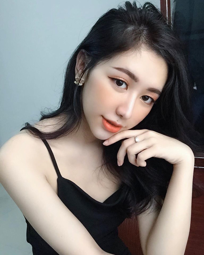 Bị bạn trai chê ngoại hình xấu, cô gái được mẹ tháp tùng đi phẫu thuật thẩm mỹ, hiện tại xinh đẹp đến mức ai nhìn cũng muốn yêu-6