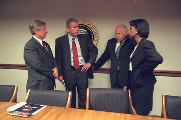 Bên trong hầm trú ẩn của Tổng thống Mỹ Donald Trump-6