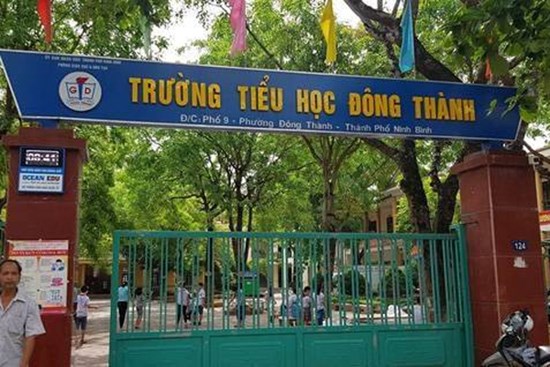 Ninh Bình: Khởi tố bắt giam Hiệu trưởng, Hiệu phó trường tiểu học bớt xén khẩu phần ăn của học sinh