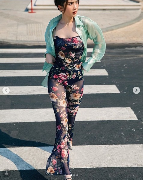 Đụng hàng set đồ xuyên thấu không phải ai cũng dám mặc, Jun Vũ lại thắng áp đảo Ngọc Trinh-6