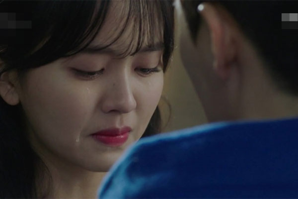 Chị chồng xúi đừng cho nó giữ vàng cưới, em dâu nói câu khiến cả nhà chồng tái mặt-3