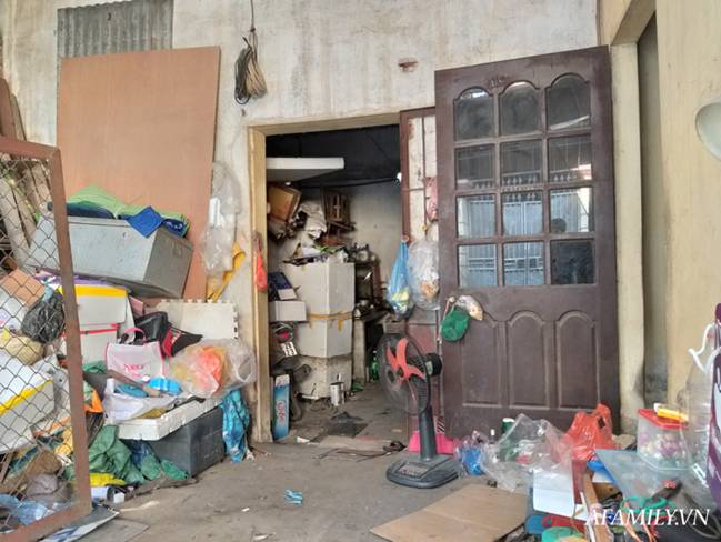 Cám cảnh nơi ở của bé trai hơn 1 tuổi có mẹ đi tù, ở cùng người đàn ông lạ trong khu ổ chuột-5