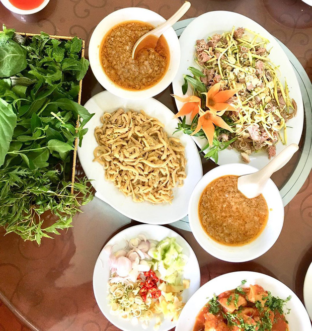 Món gỏi cầu kỳ” nhất Việt Nam: Từ tên gọi, nguyên liệu đến cách thưởng thức đều phức tạp, có tiền chưa chắc ăn được-12