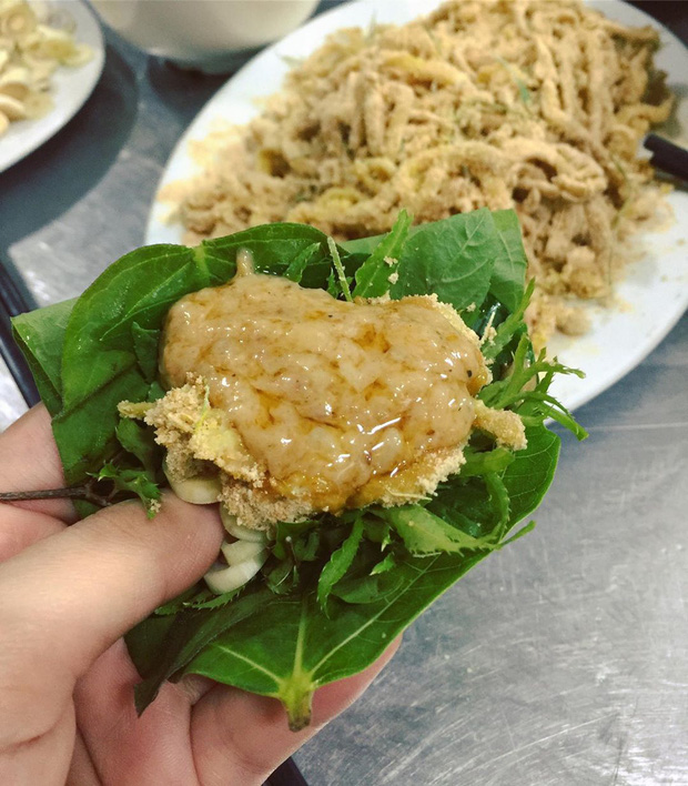 Món gỏi cầu kỳ” nhất Việt Nam: Từ tên gọi, nguyên liệu đến cách thưởng thức đều phức tạp, có tiền chưa chắc ăn được-15