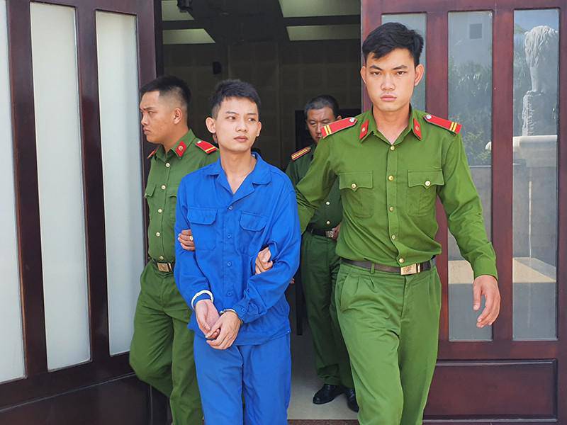 Vụ hiếp dâm 3 lần trong đêm: Mẹ bị cáo nói con vô tội-1