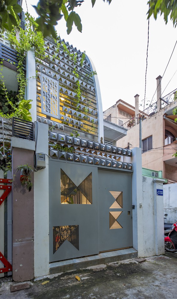 Ngắm ngôi nhà cong độc đáo giữa Sài Gòn-2