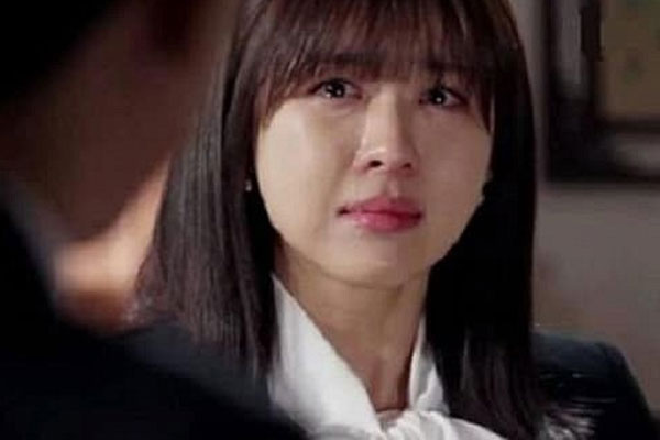 Thấy chiếc bụng lùm xùm của cô bé giúp việc, tôi chưa biết giải quyết thế nào thì anh hàng xóm chạy sang dúi cho 50 triệu kèm lời khẩn cầu-2