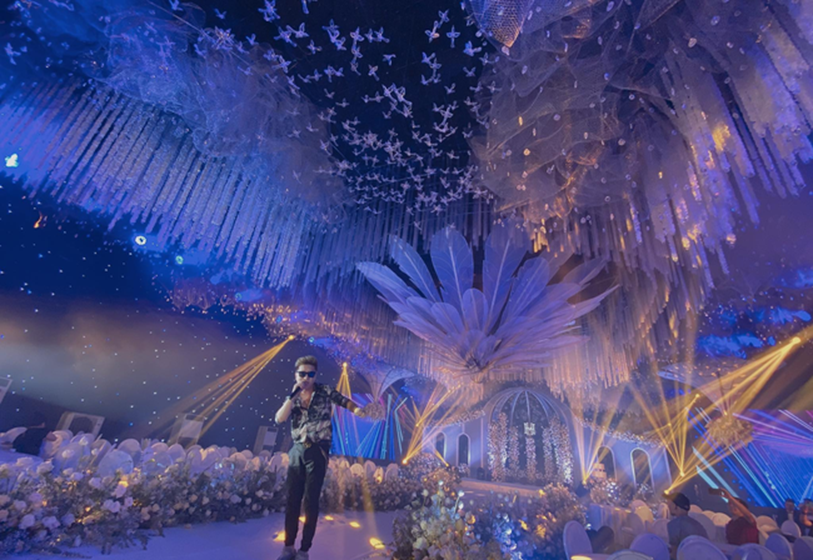 Xôn xao siêu đám cưới tại Ninh Hiệp: Dựng lâu đài trên 1600m2, gần 200 người kì công chuẩn bị và loạt sao bự tham dự-4