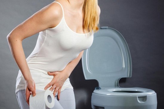 Khó chịu, đau rát khi đi tiểu có thể là dấu hiệu cảnh báo những vấn đề sức khỏe nghiêm trọng này