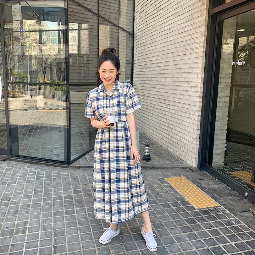 Nắng nóng kinh hoàng, nàng công sở muốn diện váy cho mát thì hãy ưu tiên 5 kiểu thanh lịch và xinh tươi hết ý sau-17