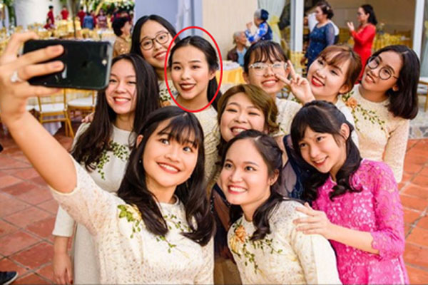 Bố vợ tương lai của Công Phượng là Giám đốc Ngân hàng Nhà nước chi nhánh TP.HCM-3