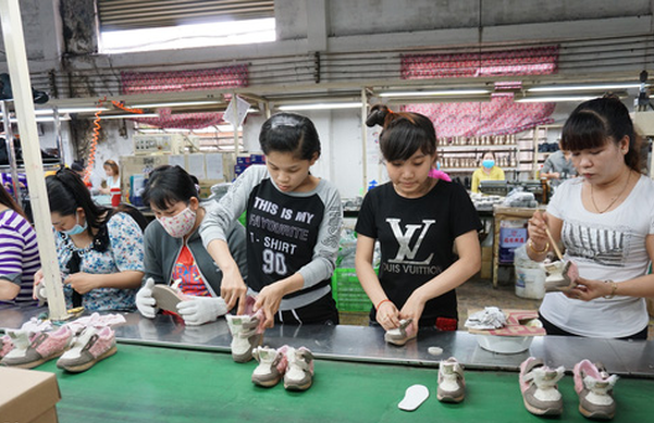 Chính sách bảo hiểm mới sắp có hiệu lực người lao động cần biết-2