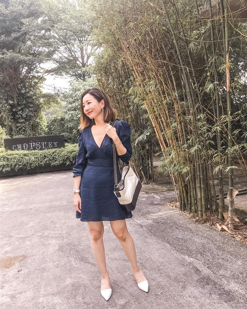 Nàng CEO chia sẻ 2 công thức giúp chị em ngoài 30 tỏa sáng mọi góc nhìn: Đồ basic không thể thiếu, những lúc cần hở phải thật tinh tế-10