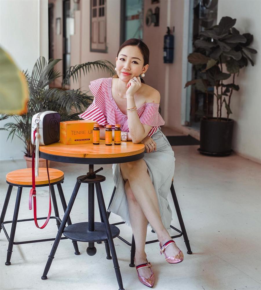 Nàng CEO chia sẻ 2 công thức giúp chị em ngoài 30 tỏa sáng mọi góc nhìn: Đồ basic không thể thiếu, những lúc cần hở phải thật tinh tế-21