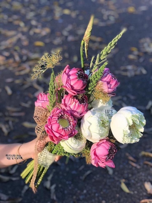 Dân chơi phát sốt với loại sen lạ đẹp lịm tim, giá đắt gấp đôi sen thường-5