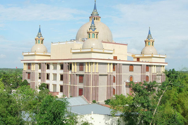 Ông trùm sân golf sở hữu lâu đài lộng lẫy độc nhất vô nhị ở Nam Định-9