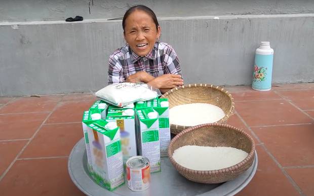 Hè mới sang Bà Tân Vlog đã tung loạt clip làm các món đồ uống giải nhiệt triệu views, nhưng lại có chung một điểm khiến nhiều người ngao ngán-3