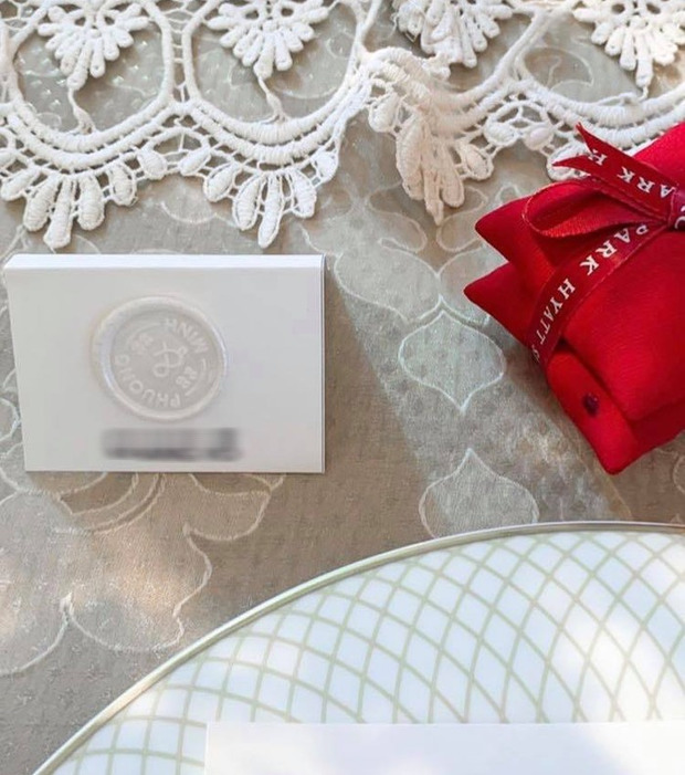 Công Phượng chơi lớn khi chọn khách sạn 5 sao từng đón David Beckham để tổ chức tiệc đính hôn, danh tính ông mối mát tay được tiết lộ-3