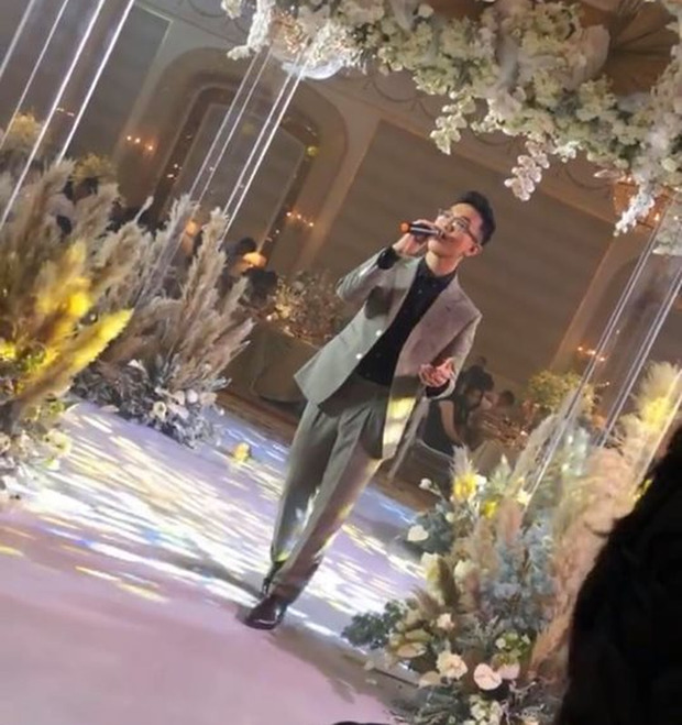 Công Phượng chơi lớn khi chọn khách sạn 5 sao từng đón David Beckham để tổ chức tiệc đính hôn, danh tính ông mối mát tay được tiết lộ-4