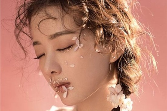 Sách tử vi chỉ rõ, con giáp ngồi rung đùi cũng đếm tiền mỏi tay sau tuổi 35