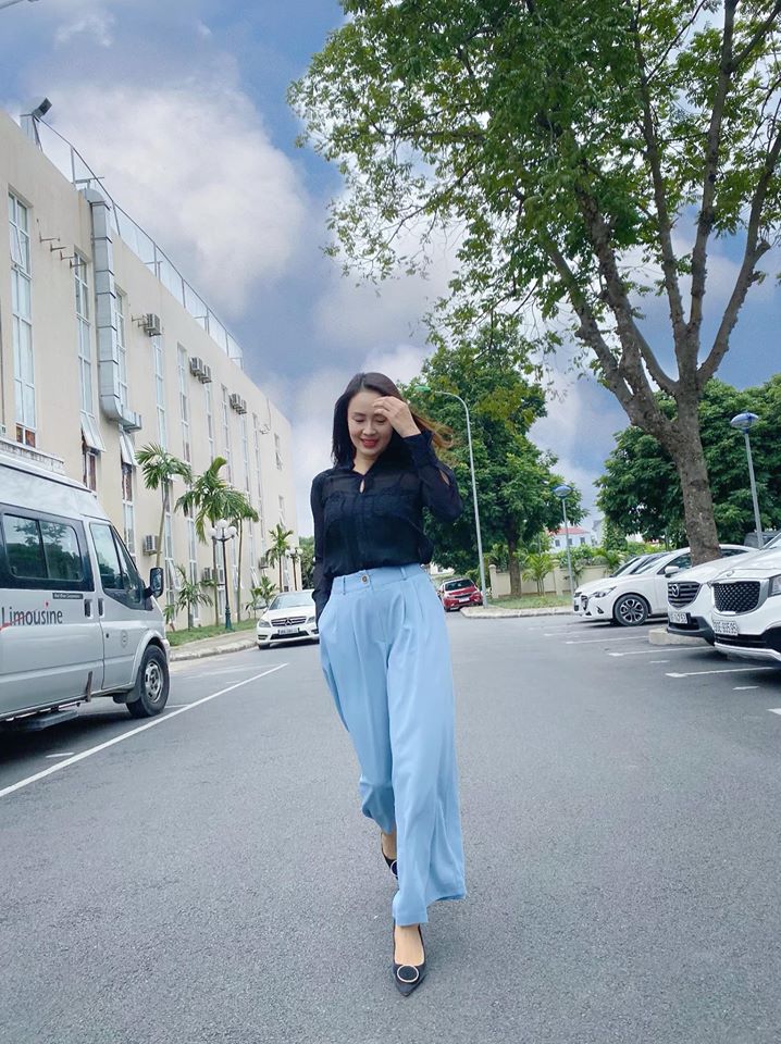 Hồng Diễm lên phim thì ăn vận nhạt nhòa nhưng ngoài đời lại có cả kho bí kíp ăn diện vừa đẹp vừa mát cho nàng công sở-4