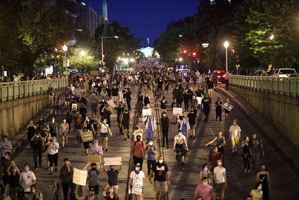 Giải phẫu tử thi cho thấy George Floyd dương tính với SARS-CoV-2-1