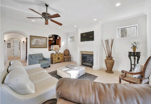 Biệt thự triệu đô sát bờ biển của ca sĩ Hồng Ngọc: Quà sinh nhật chồng tặng, sang - xịn như resort 5 sao-3