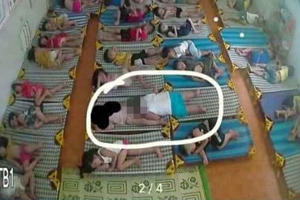 Vụ bé trai lớp mầm non có hành động nhạy cảm với bé gái trong giờ ngủ trưa: Phụ huynh không tìm được tiếng nói chung với nhà trường-2