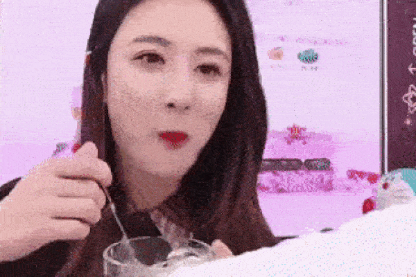 Thành triệu phú ở tuổi 34, Nữ hoàng livestream vượt mặt nhân tình của chủ tịch Taobao trở thành hình mẫu lý tưởng của giới trẻ Trung Quốc-5