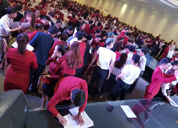 Lật tẩy những chiêu thức tinh vi dụ khách xuống tiền của cò đất-2