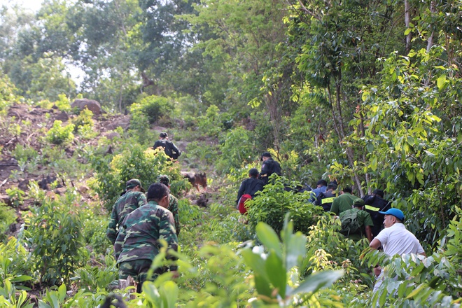 Đề xuất tiêu diệt phạm nhân trốn trại ẩn náu ở núi Hải Vân-3