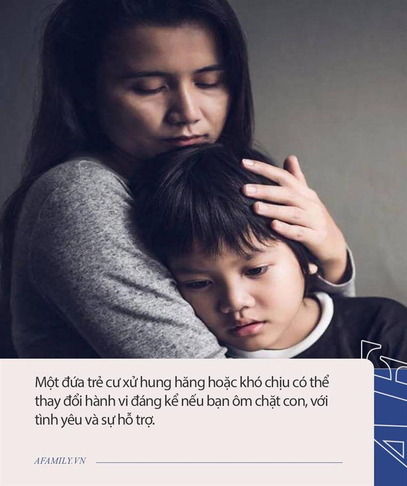 Chuyên gia gợi ý bố mẹ 20 cách xử lý thay vì mắng/phạt con khi trẻ cáu giận hay bướng bỉnh-3
