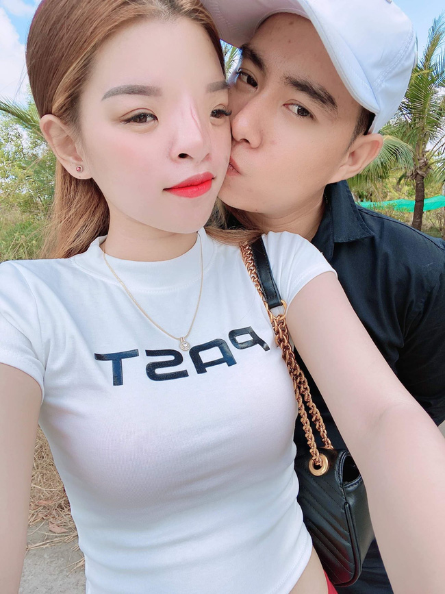 Chuyện tình của cô gái có khuôn mặt kì lạ nhưng vẫn được người yêu kém 4 tuổi yêu chiều hết mực và cái kết cực bất ngờ-3