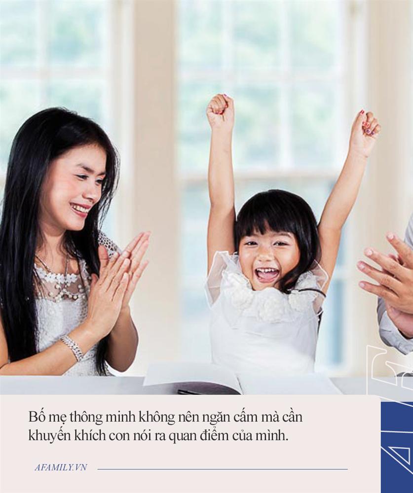 Nếu hàng ngày được nghe bố mẹ nói 5 câu này thì con chẳng mấy chốc mà thông minh hơn bạn bè cùng trang lứa-1