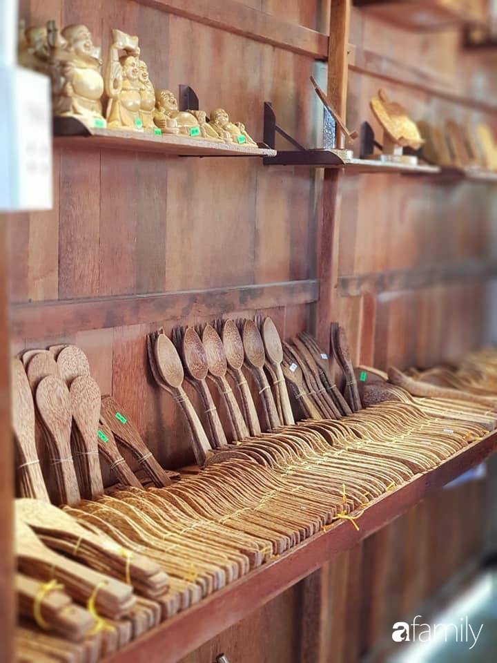 Ngôi nhà làm từ 4000 trái dừa có chi phí xây dựng lên đến 6 tỷ ở Vĩnh Long và tâm nguyện của chủ nhà khiến ai cũng bất ngờ-26