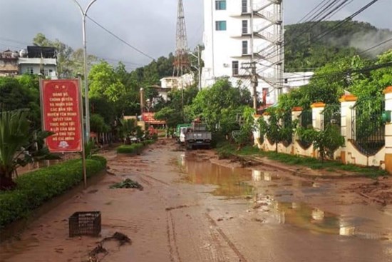 1 người tử vong do bị sét đánh