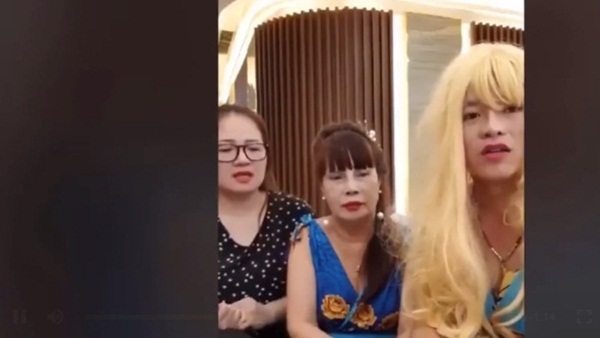 Động thái bất ngờ của vợ chồng cô dâu 65 tuổi ở Đồng Nai và chú rể 24 tuổi sau ồn ào bạo hành nhiều lần-1