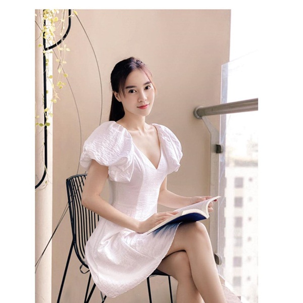 Lan Ngọc chưa bao giờ mất điểm phong cách khi diện đồ trắng và bạn cũng chỉ xịn đẹp trở lên nếu học theo-5