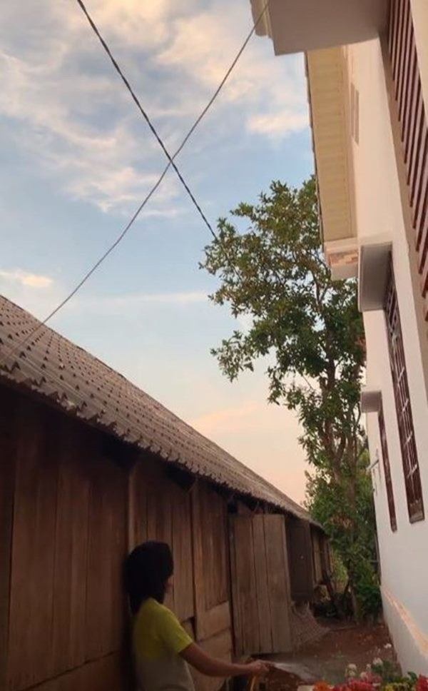 Cận cảnh bên trong căn nhà HHen Niê mới xây cho bố mẹ ở Đắk Lắk-6