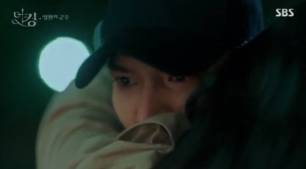 Quân vương bất diệt tập 15: Tan chảy” vì khoảnh khắc ngọt ngào của Lee Min Ho và Kim Go Eun sau khi trở về từ cõi chết-1