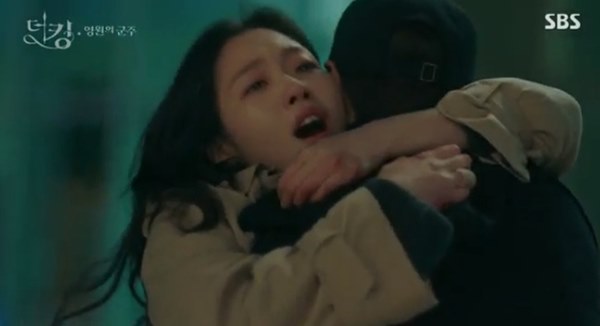 Quân vương bất diệt tập 15: Tan chảy” vì khoảnh khắc ngọt ngào của Lee Min Ho và Kim Go Eun sau khi trở về từ cõi chết-2