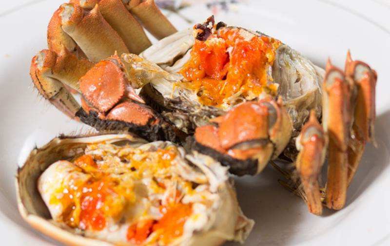 Ăn hải sản mấy chục năm ai nghĩ đơn giản PHẦN MÀU VÀNG trong con cua biển là GẠCH đều sai hết rồi nhé!-4