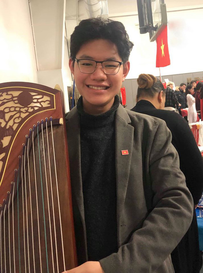 Nam sinh 18 tuổi nhận học bổng 21 đại học, founder tổ chức nhận hỗ trợ từ Liên Hợp Quốc, trình độ ngang sinh viên xuất sắc nhất Harvard-4