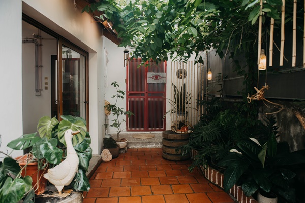 Hà Nội: Cặp đôi bỏ ra 50 triệu đồng để cải tạo căn nhà cấp 4 đi thuê giá 4,5 triệu/tháng thành văn phòng làm việc và nơi ở tiện ích-3