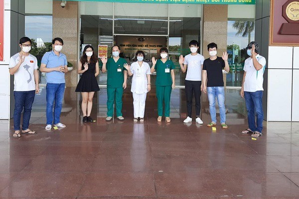 Viện phí 3,5 tỉ đồng của phi công Anh do ai trả?-2